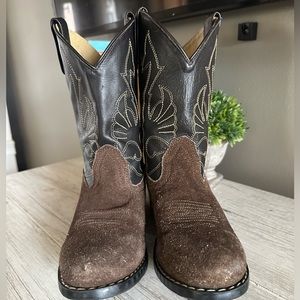Genuine leather girls, size 2.5 cowboy boots